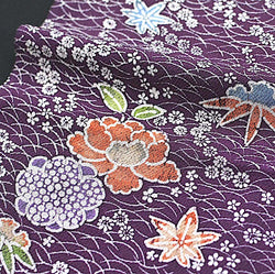 Floating Flowers Vintage Japanese Kimono Silk Chirimen Crepe 6" x 35"  #4650