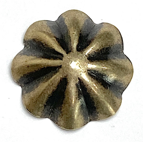 Repousse 8 Petals Southwest BRASS Concho 5/8" / 16mm SCREW BACK  # SW-400