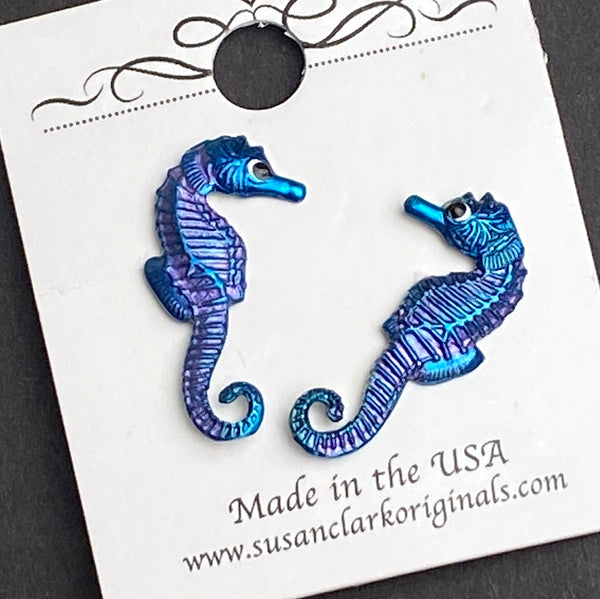 Sale, Seahorse Buttons, Two in a Set, Hand-Painted Turquoise/Purple Tiny 7/8" Enamel Metal Sea Horse USA Susan Clarke