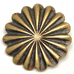 Santa Fe Daisy Brass, 1.25" Scallop-Edge Button, 34mm, Smaller Shank #SW-282